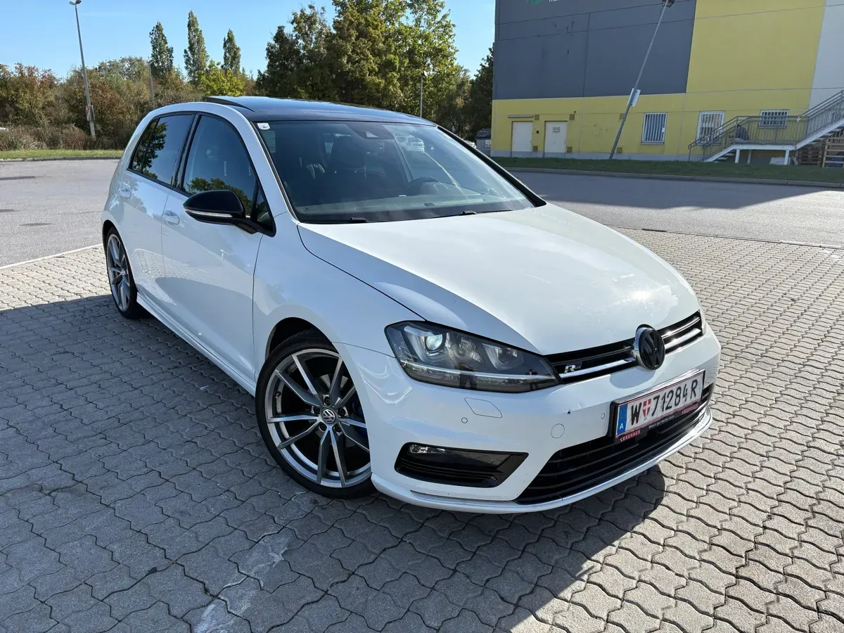 Volkswagen Golf 2015 photo 2