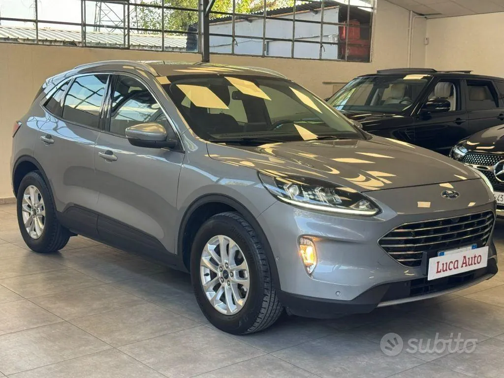 Ford Kuga 2022 photo 3