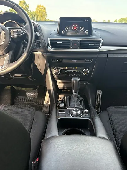Mazda 3 2017 photo 4