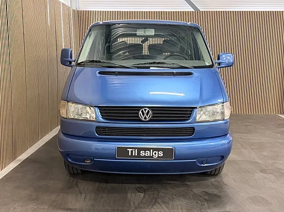 Volkswagen Caravelle 2000 photo 2