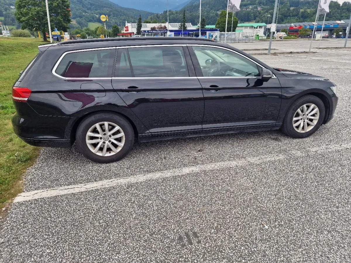 Volkswagen Passat 2016 photo 2