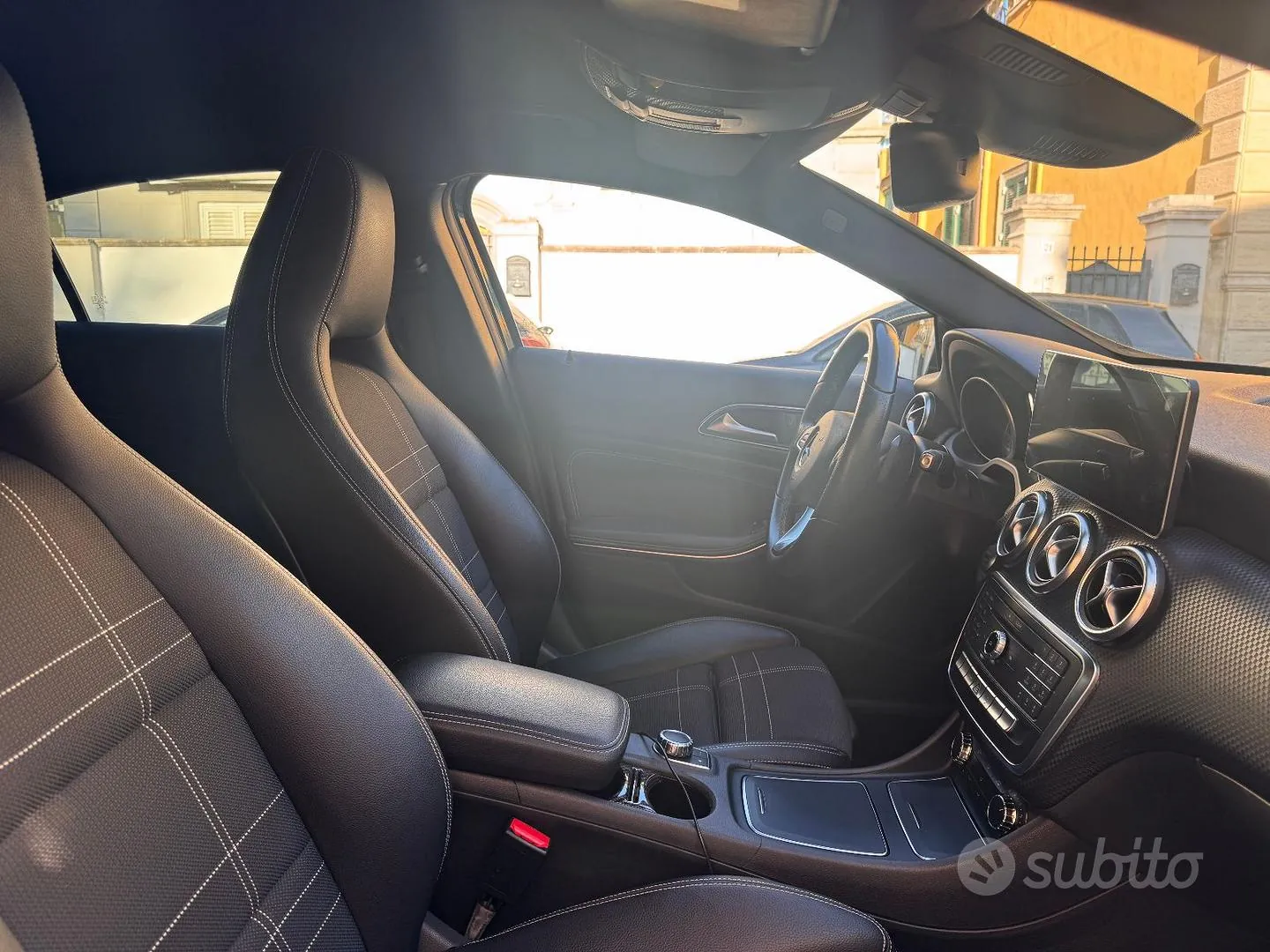 Mercedes-Benz A 180 2017 photo 5