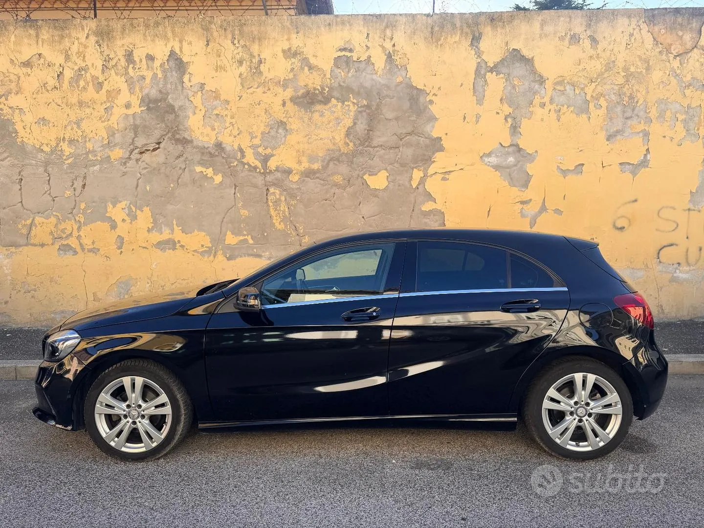 Mercedes-Benz A 180 2017 photo 4