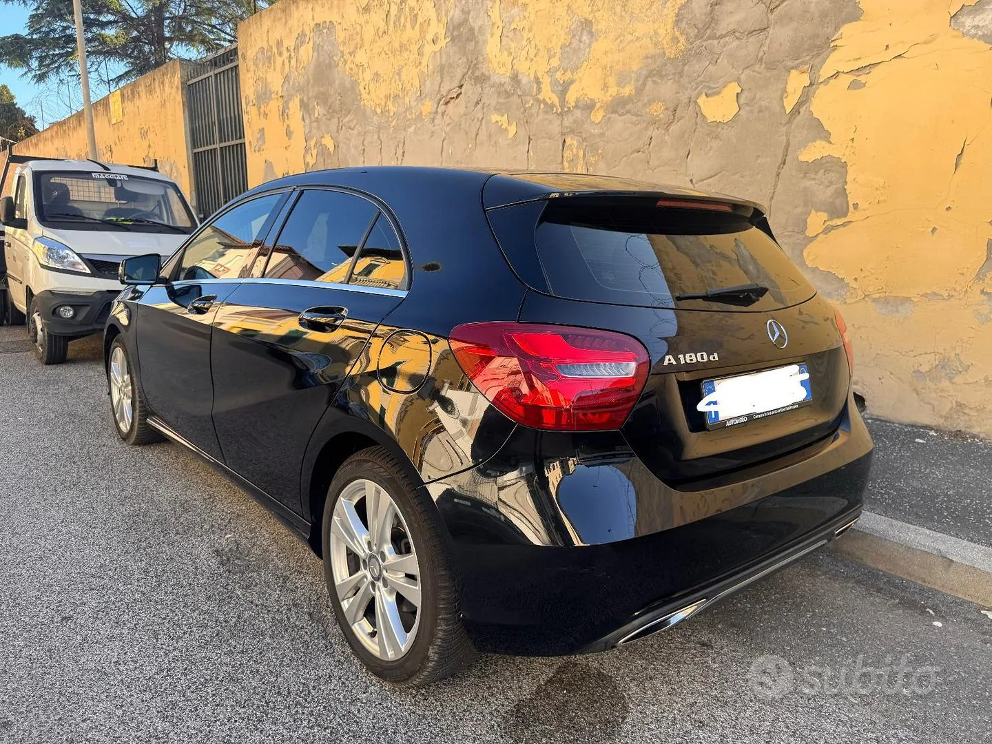 Mercedes-Benz A 180 2017 photo 3