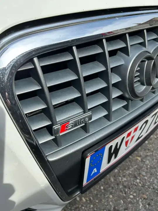 Audi A4 2008 photo 2
