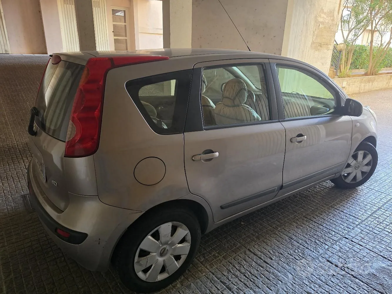 Nissan Note 2006 photo 3