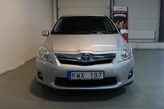 Toyota Auris 2010 photo 3