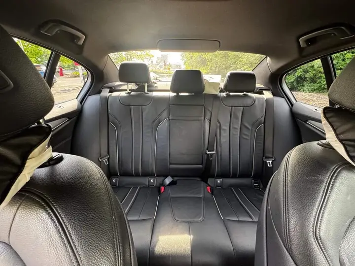 BMW 5 Series 2018 photo 5