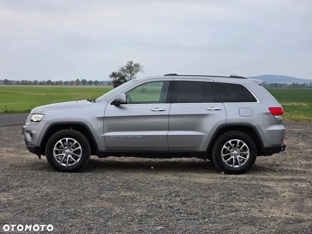 Jeep Grand Cherokee 2015 photo 3