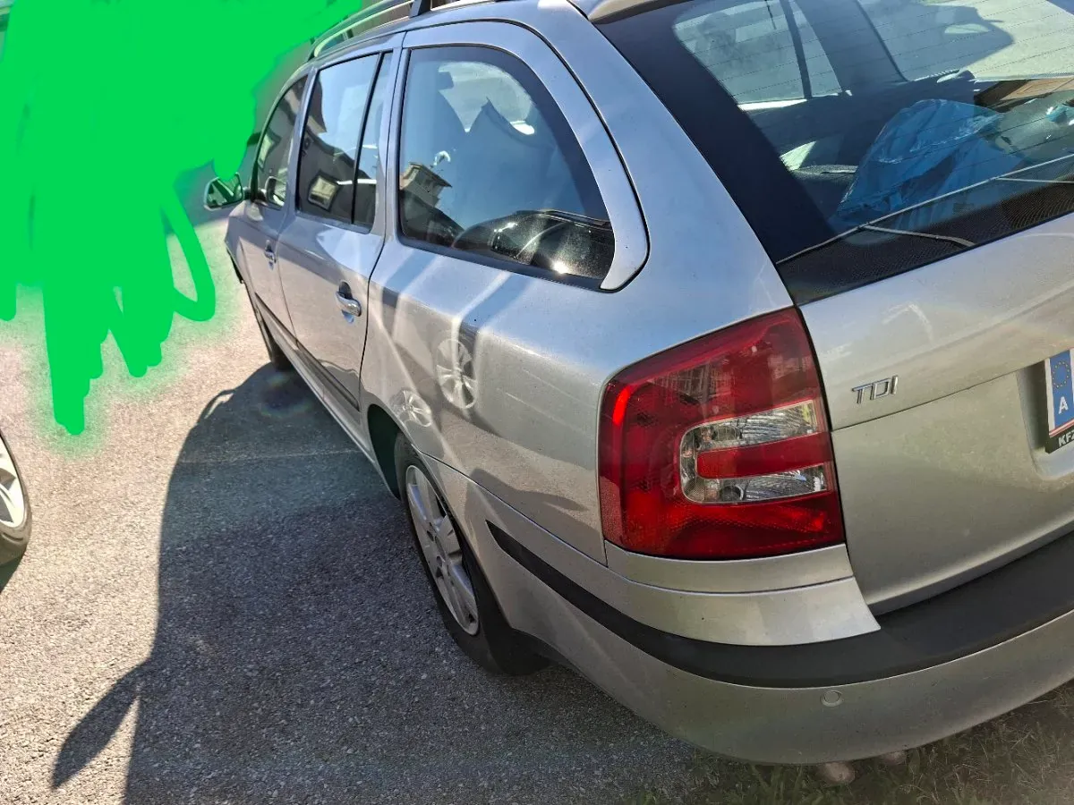 Skoda Octavia 2007 photo 2