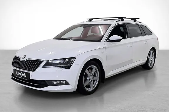 Skoda Superb 2018 photo 2