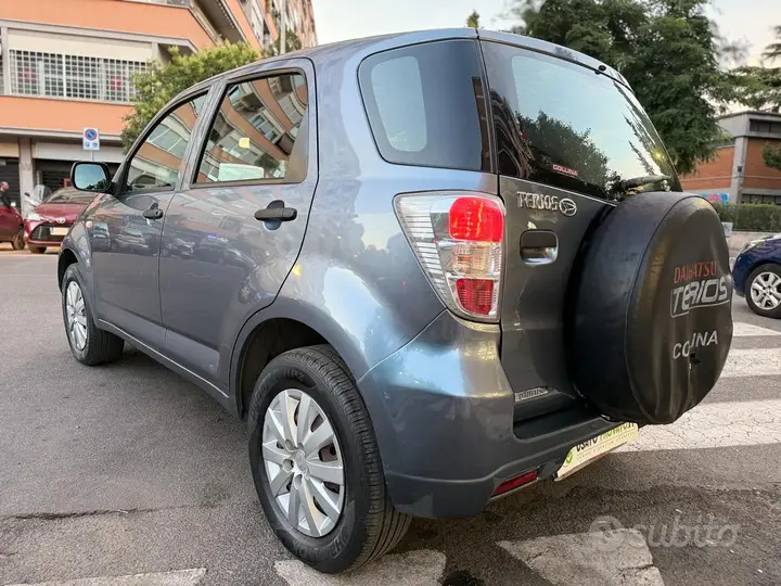 Daihatsu Terios 2013 photo 3