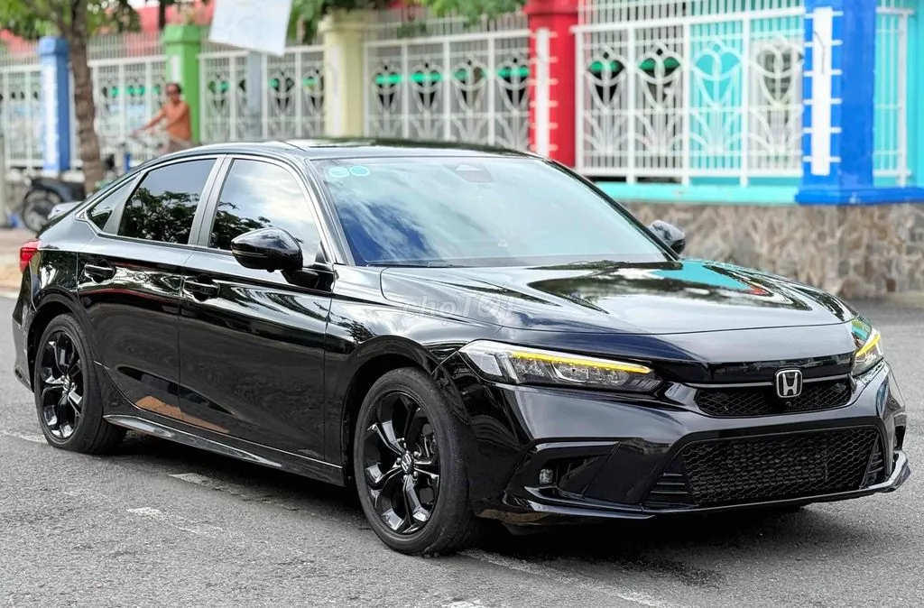 Honda Civic 2023 photo 2