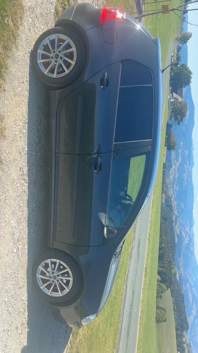 Volkswagen Golf 2005 photo 2