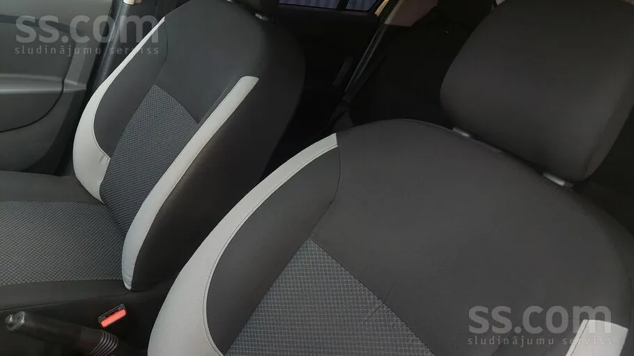 Dacia Logan 2014 photo 4