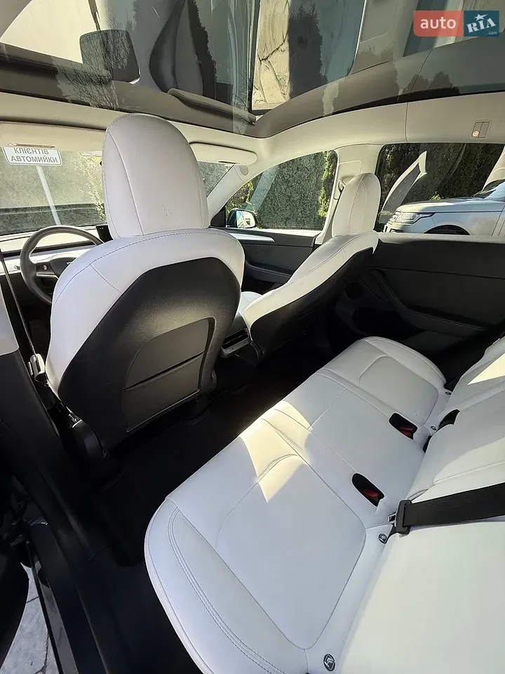Tesla Model Y 2022 photo 5