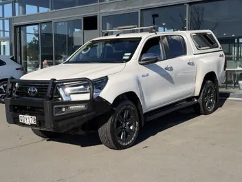 Toyota Hilux 2023 photo 4