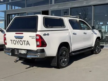 Toyota Hilux 2023 photo 5