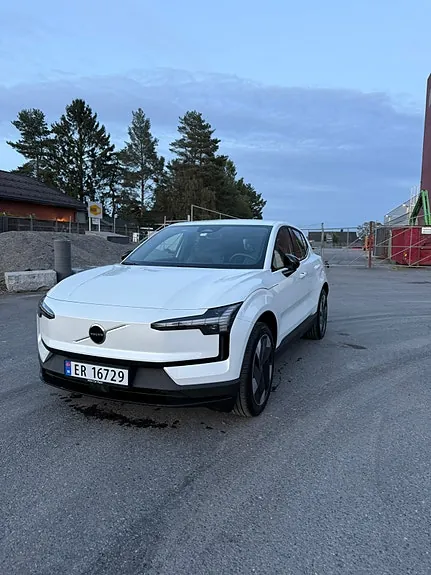 Volvo Ex30 2026 photo 3