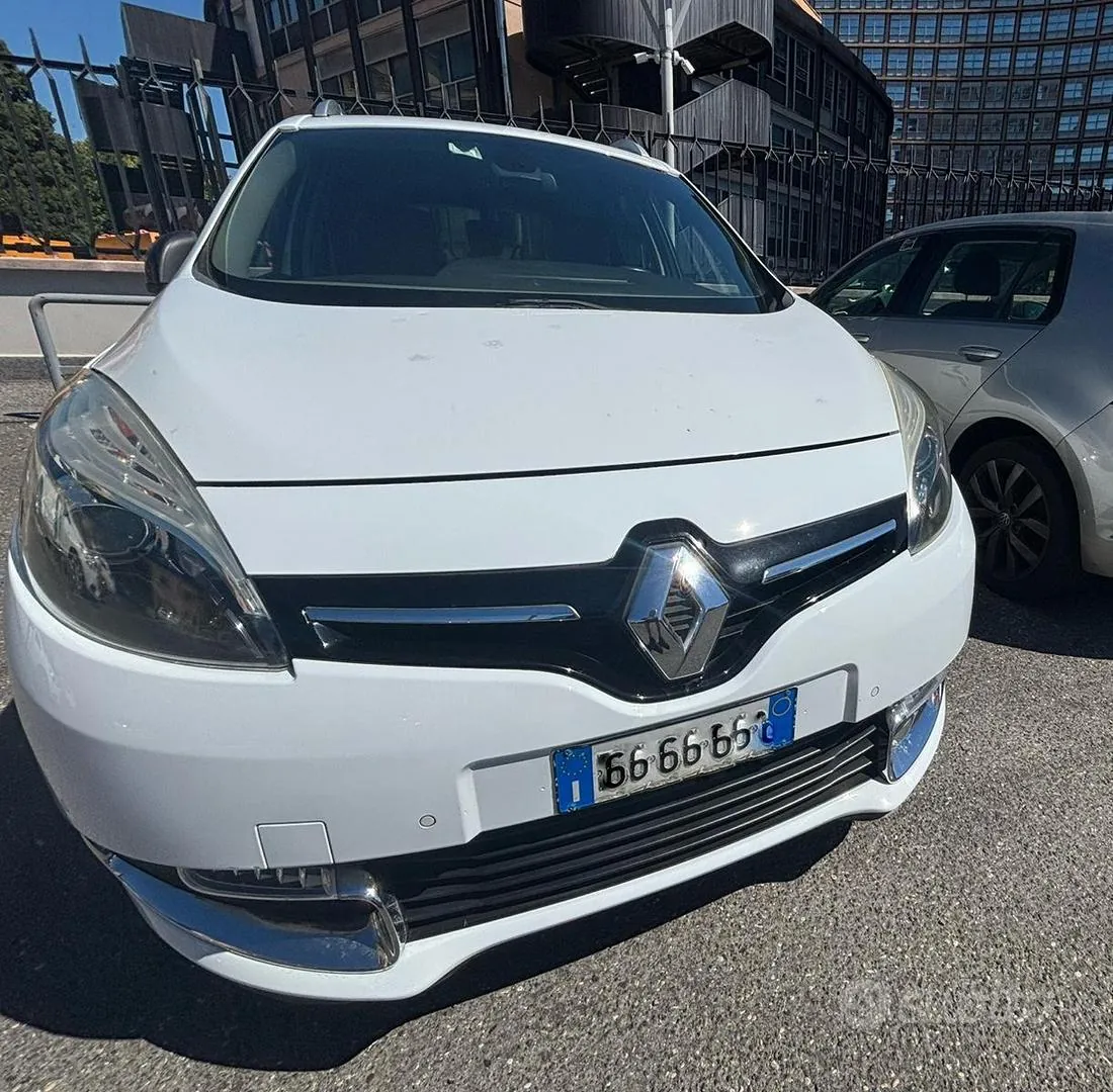 Renault Scenic 2014 photo 4