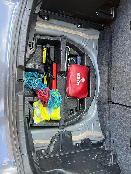 Toyota Yaris 2016 photo 2