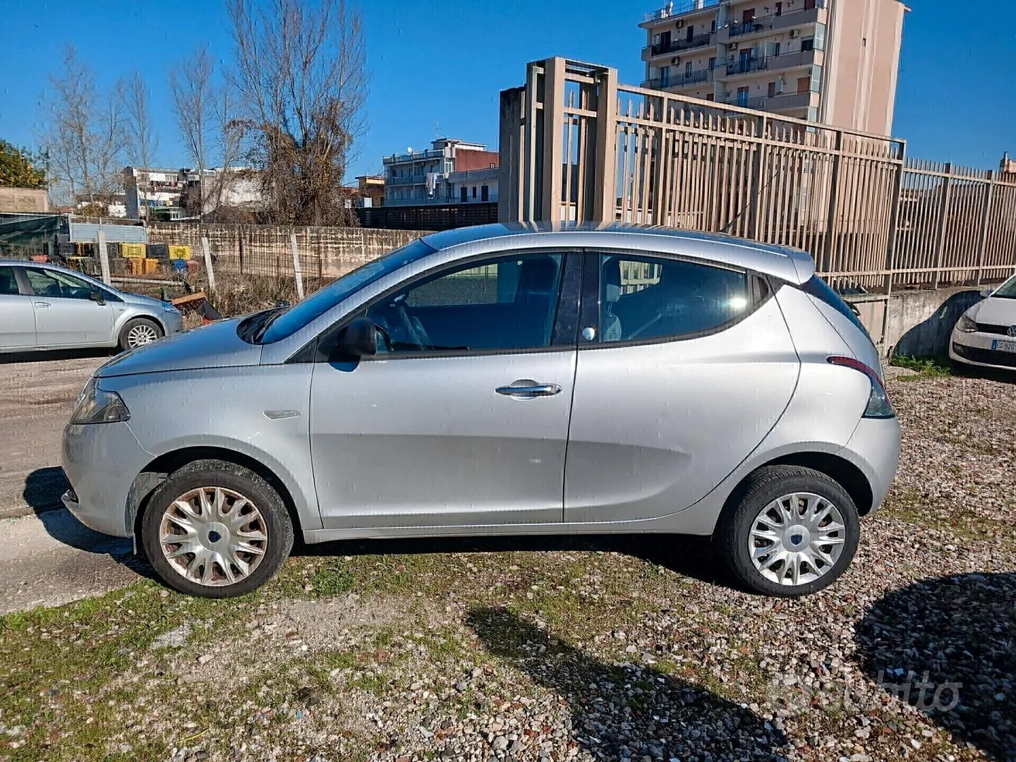 Lancia Ypsilon 2013 photo 2