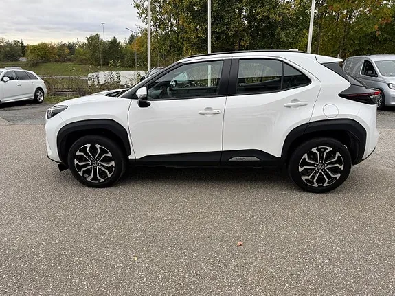 Toyota Yaris Cross 2023 photo 2