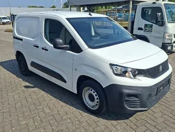 Peugeot Partner 2021 photo 2