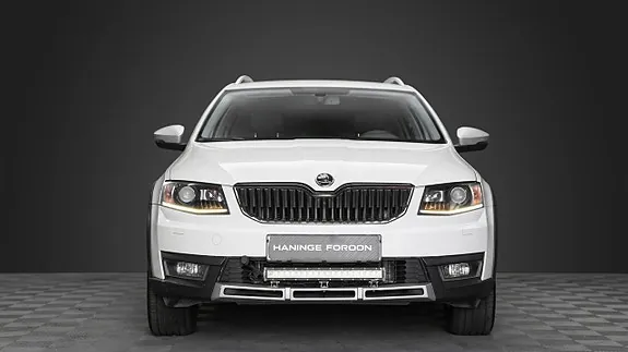 Skoda Octavia Scout 2015 photo 2