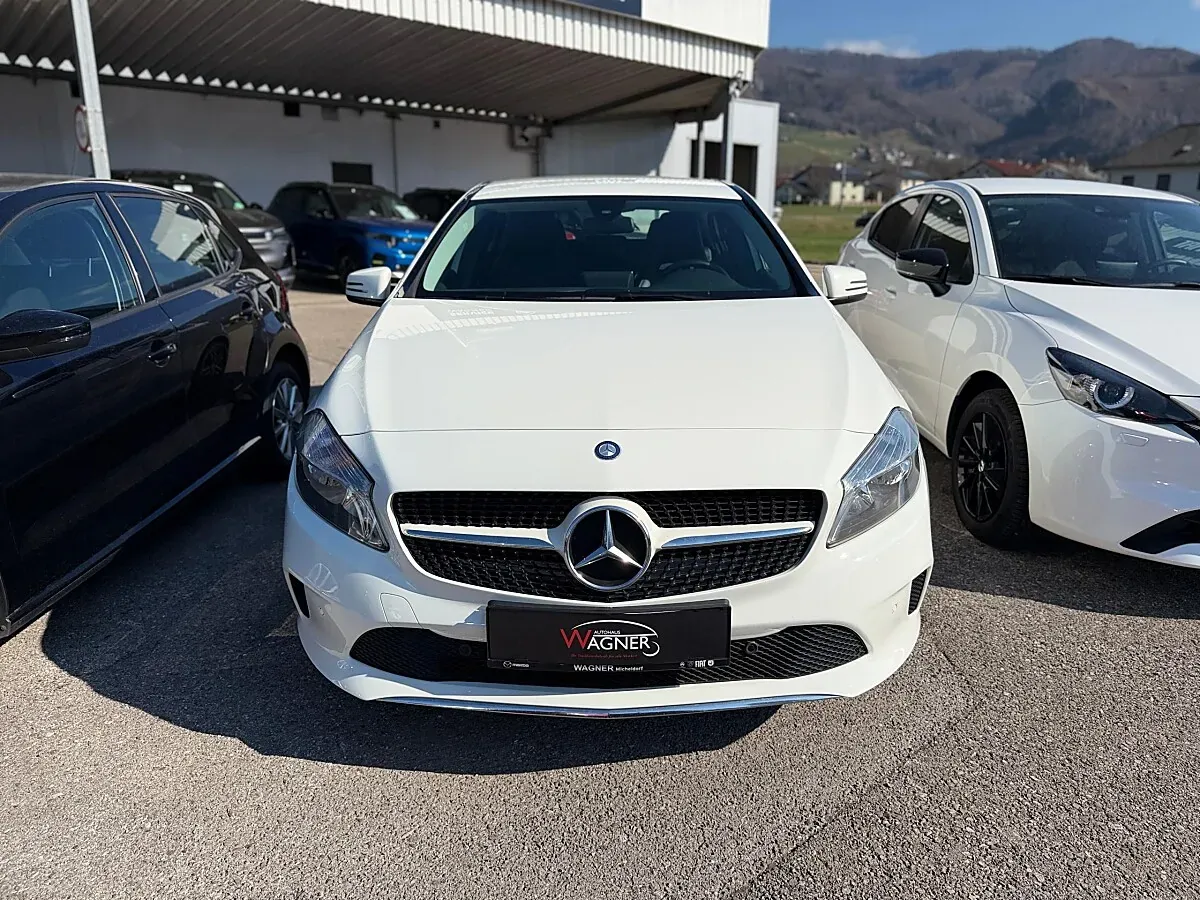 Mercedes-Benz A-Class 2016 photo 2