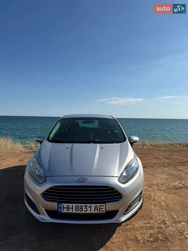 Ford Fiesta 2015 photo 4