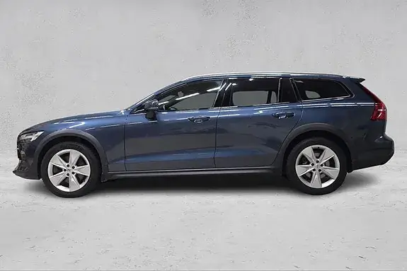 Volvo V60 Cross Country 2019 photo 2