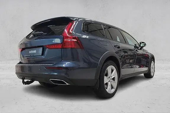 Volvo V60 Cross Country 2019 photo 5