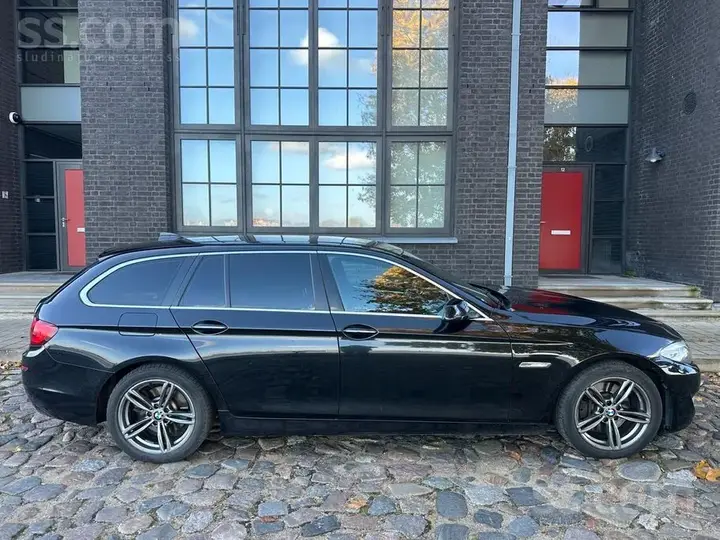 BMW 525D 2013 photo 2