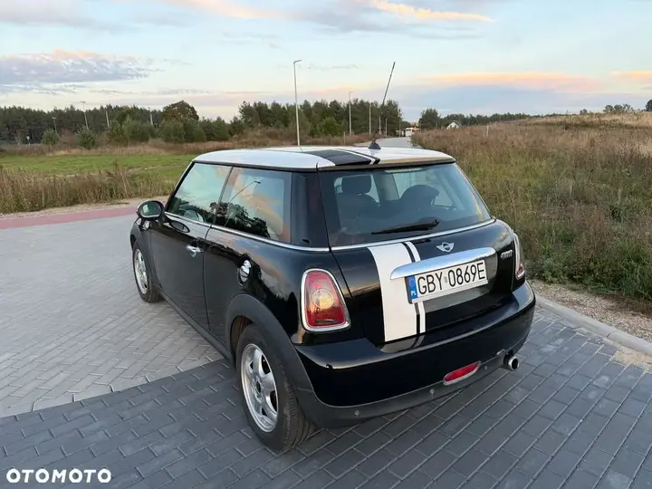 Mini Cooper 2009 photo 4