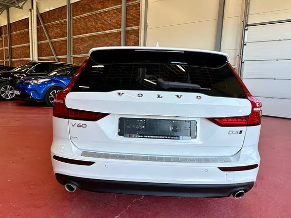 Volvo V60 2019 photo 5