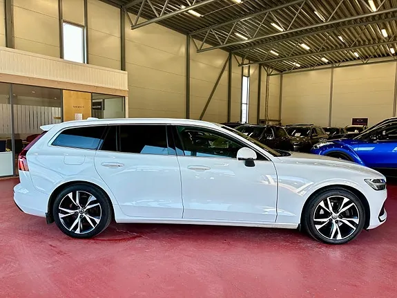 Volvo V60 2019 photo 3