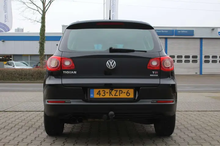 Volkswagen Tiguan 2010 photo 5