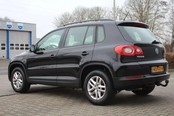 Volkswagen Tiguan 2010 photo 4