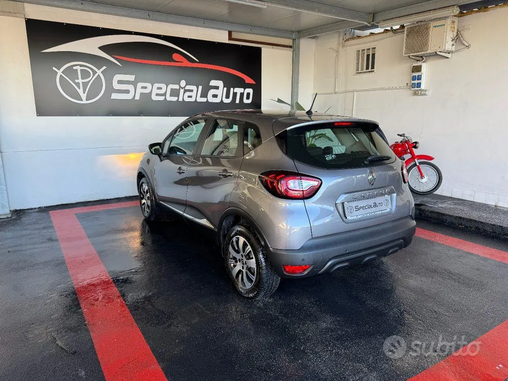 Renault Captur 2018 photo 4