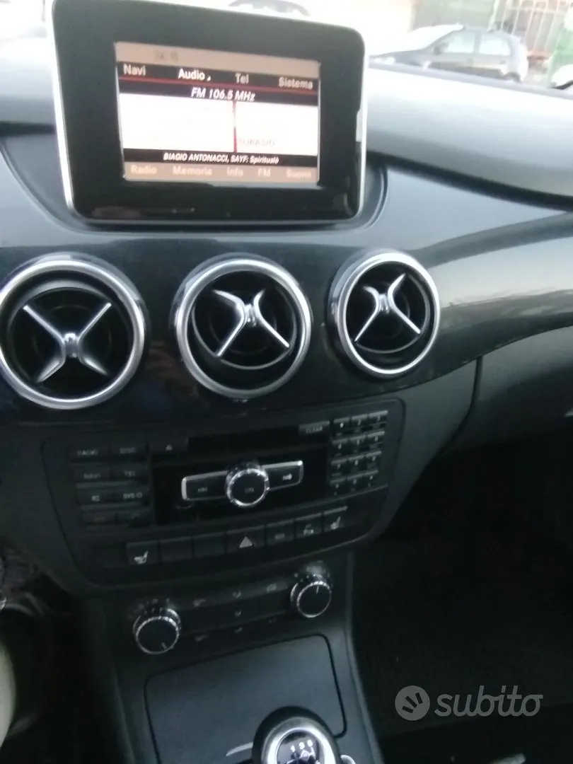 Mercedes-Benz B-Class 2013 photo 5