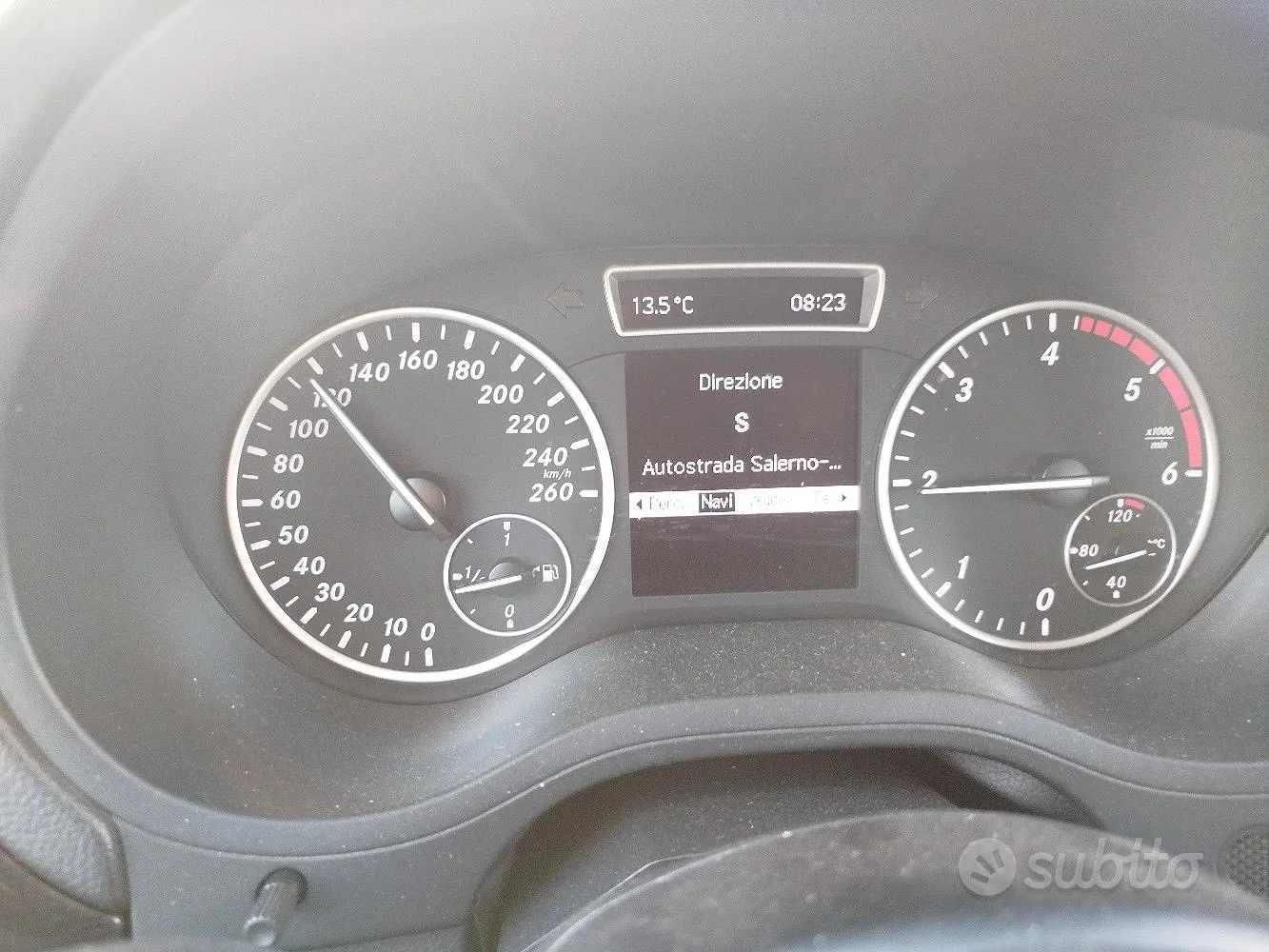 Mercedes-Benz B-Class 2013 photo 4