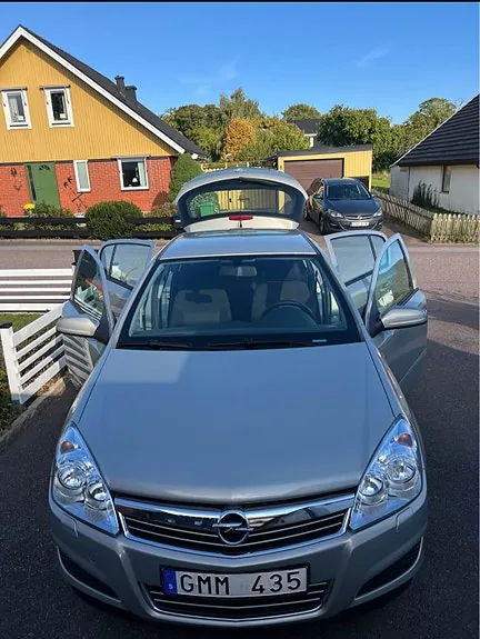Opel Astra 2008 photo 2