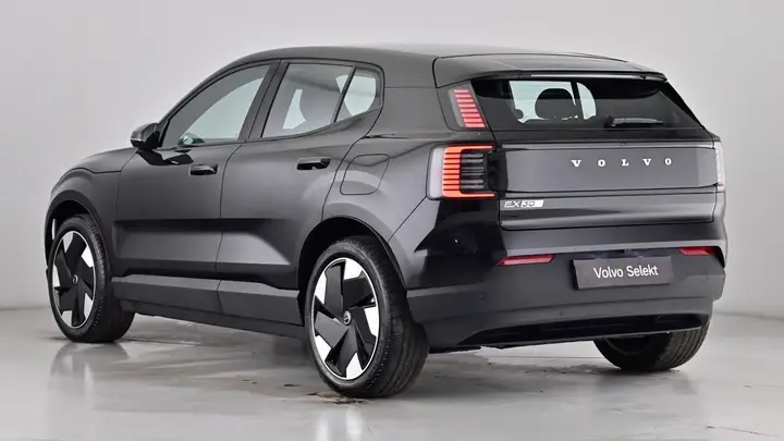 Volvo Ex30 2026 photo 2
