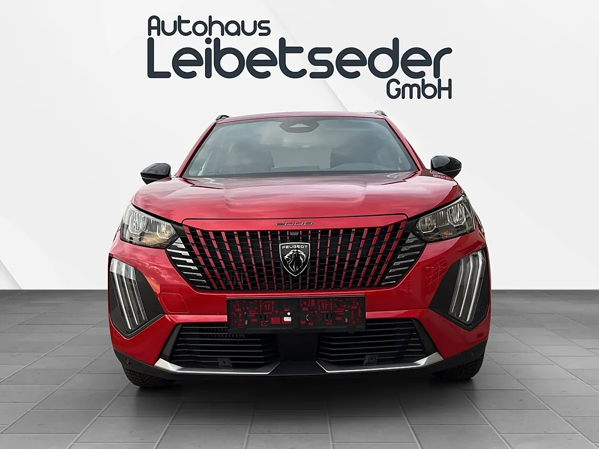 Peugeot 2008 2025 photo 3
