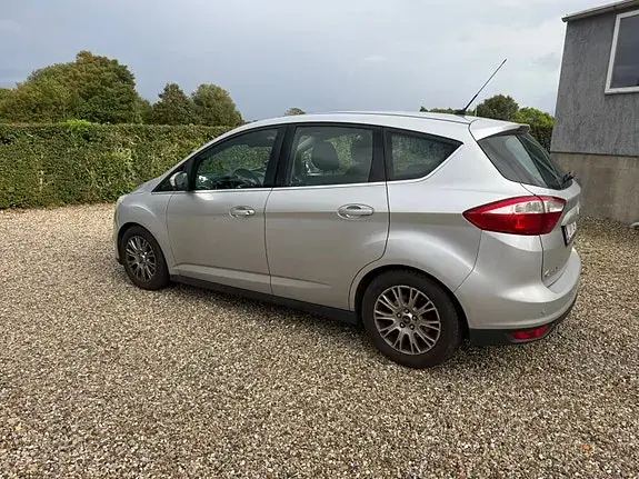 Ford C-Max 2010 photo 4