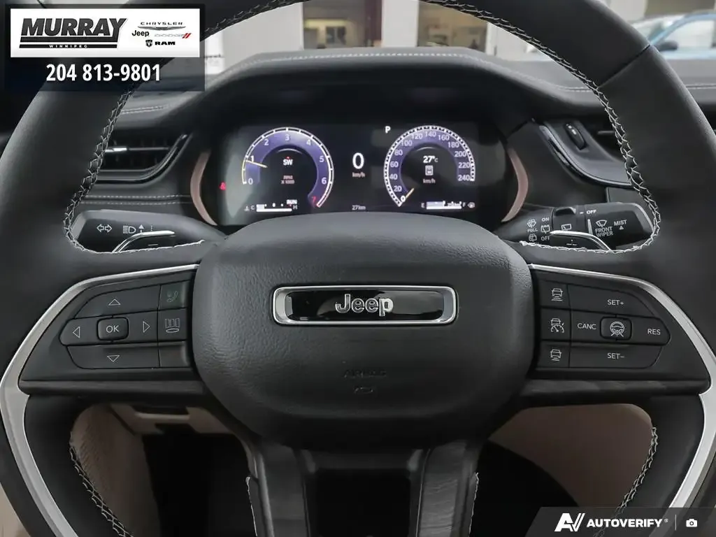 Jeep Grand Cherokee 2026 photo 3