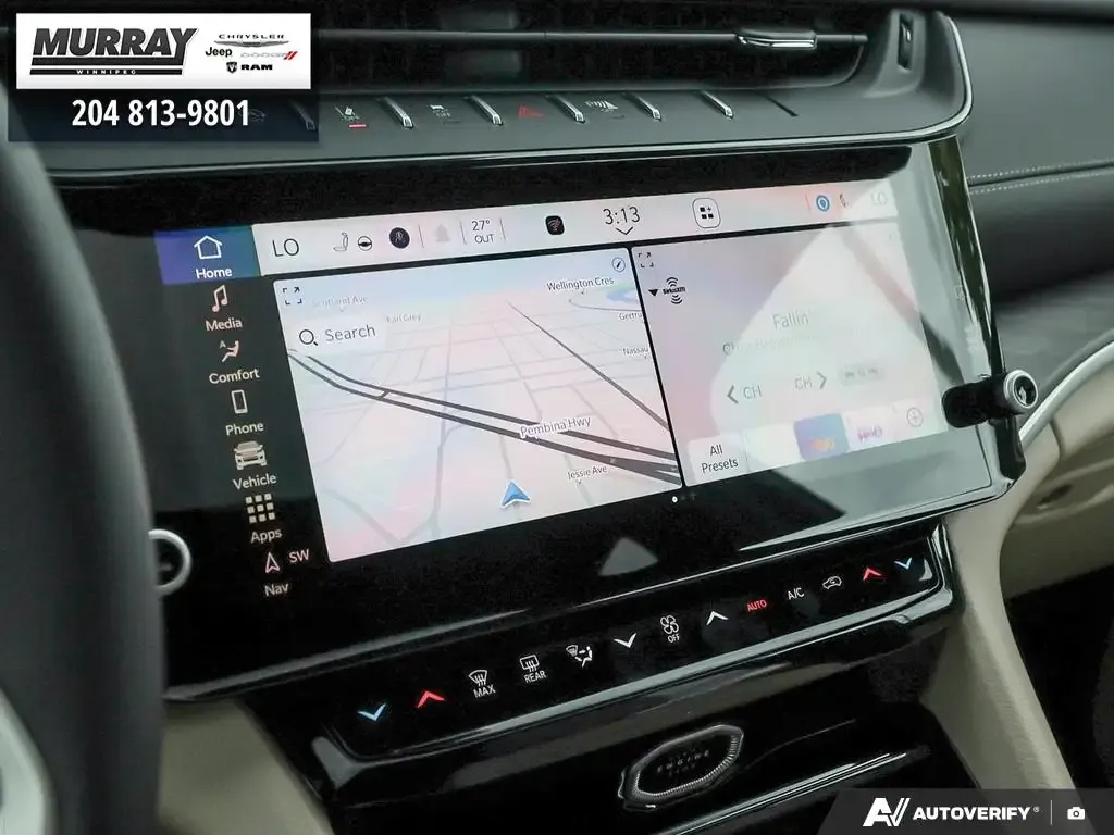 Jeep Grand Cherokee 2026 photo 4