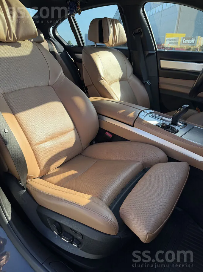 BMW 750I 2011 photo 5