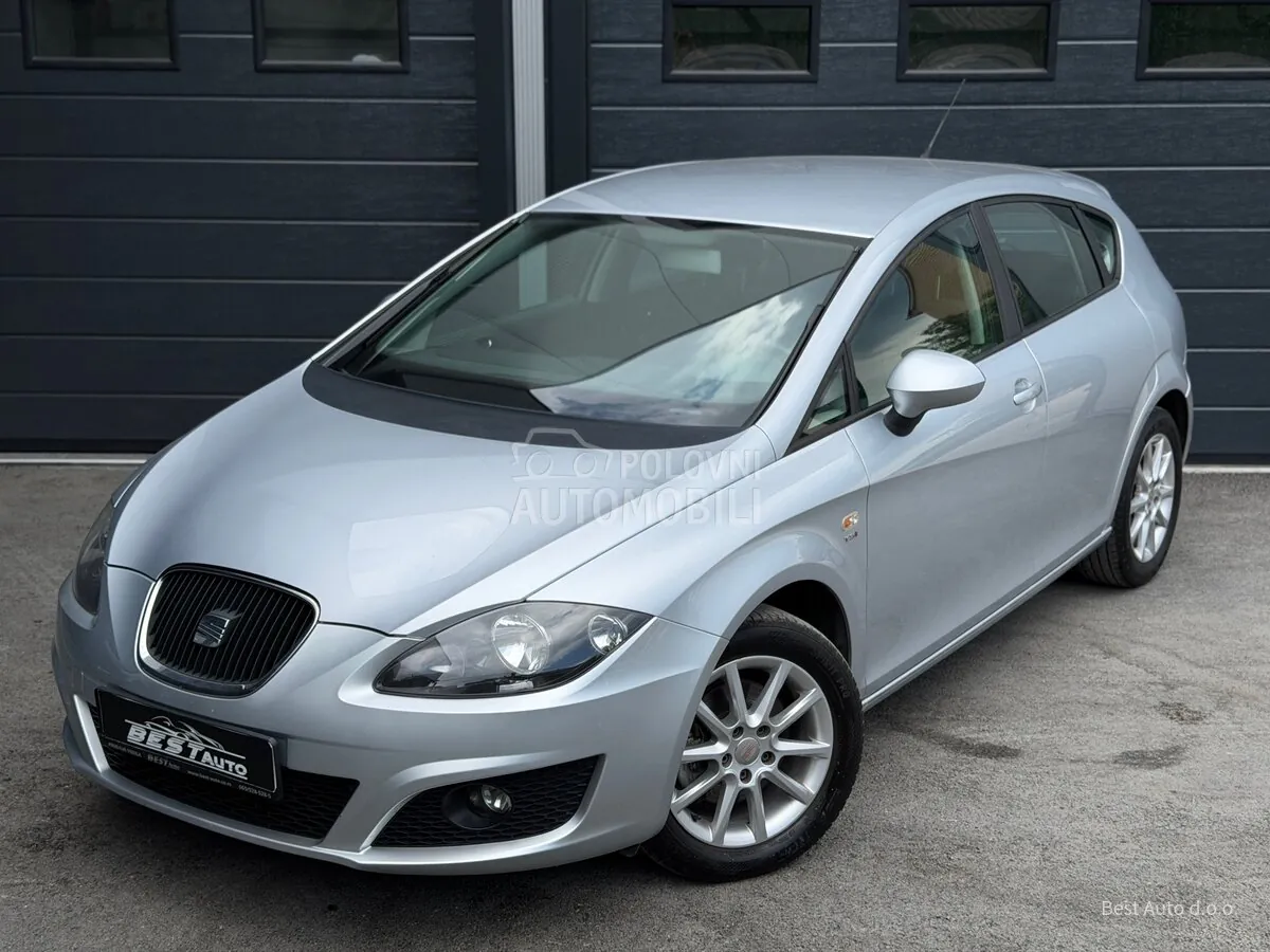 Seat Leon 2010 photo 2